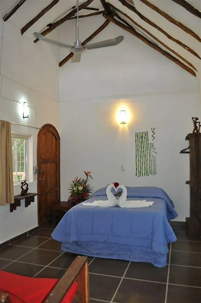 ** Hotel Kambulum Nature Eco-Villas Tulum Mexiko