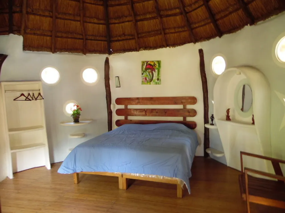 ** Hotel Kambulum Nature Eco-Villas Tulum Mexiko