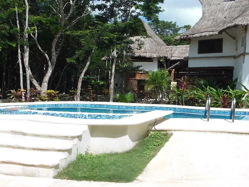 ** Hotel Kambulum Nature Eco-Villas Tulum Mexiko